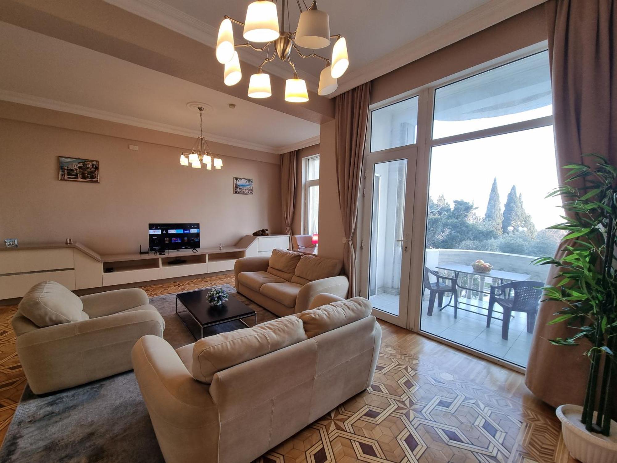 Bulvar Apart Baku Luaran gambar